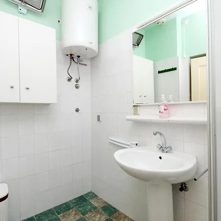Apartment Jelsa 8747a *
